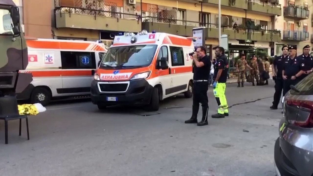 Travolta da un camion  dell'Esercito: muore 76enne