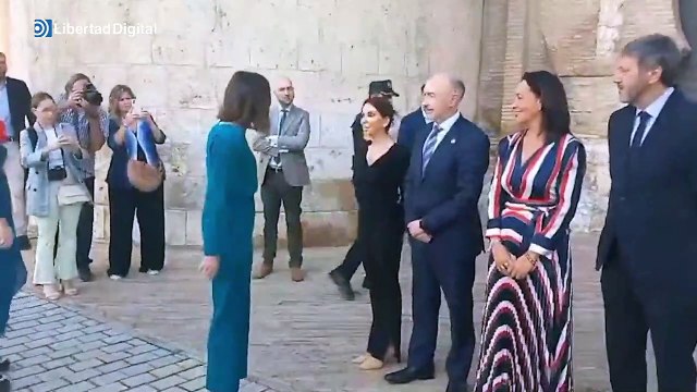 La presidenta de las Cortes de Aragón niega el saludo a Irene Montero en un tenso encuentro