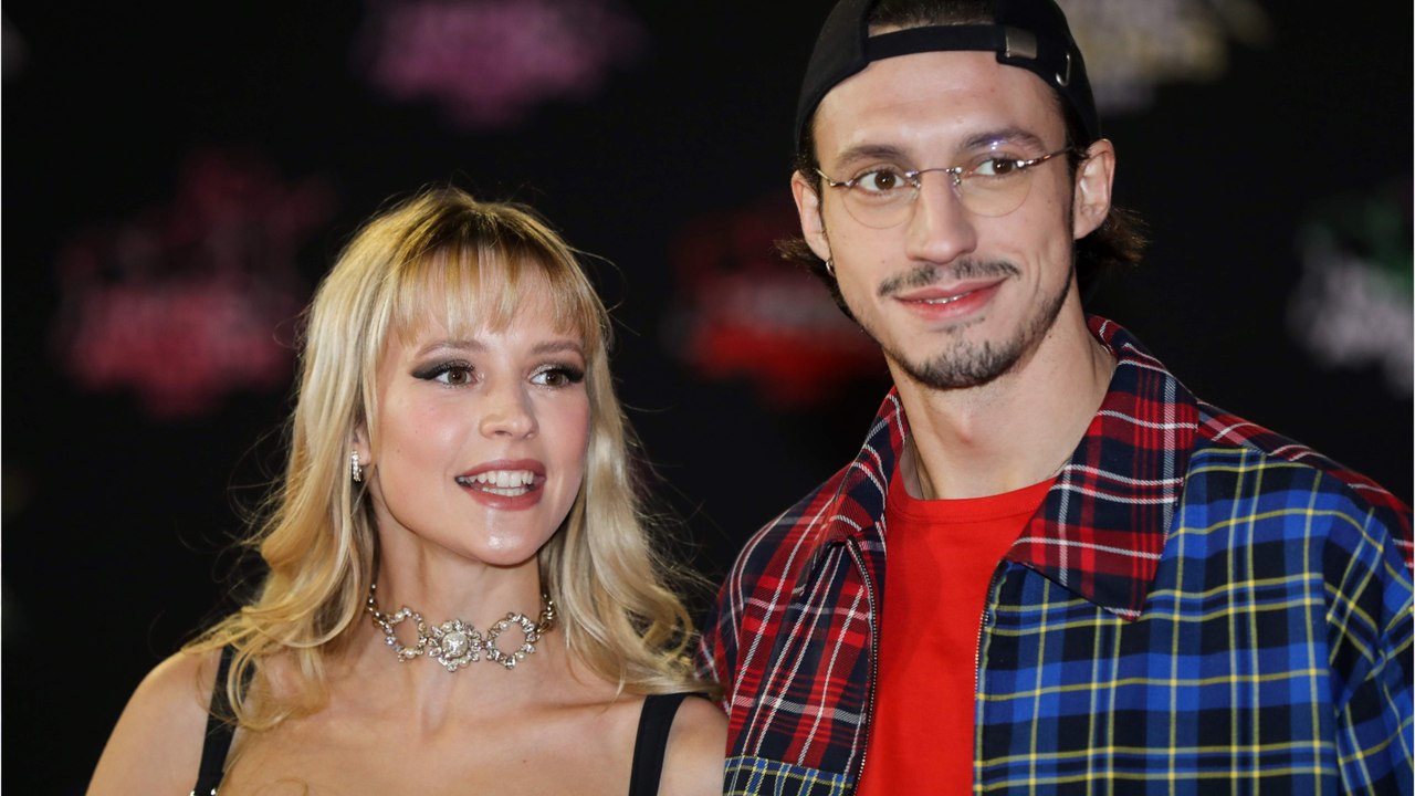 GALA VIDÉO - Angèle et Roméo Elvis en deuil : leur grand-mère “Mamy Pilou” est morte