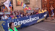 ویدئو؛ صدها نفر به مناسبت ششمین سالگرد همه‌پرسی استقلال کاتالونیا در بارسلون تظاهرات کردند