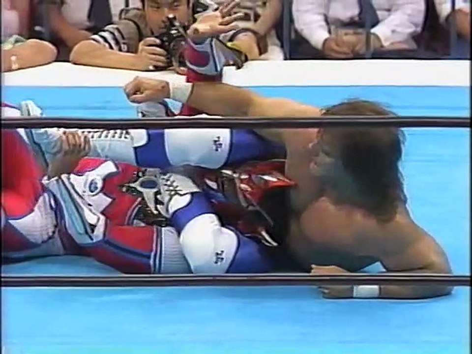 07-1992.08.12a-NJPW-Jyushin Thunder Liger VS Pegasus Kid-VPN