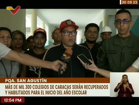 Caracas | Bricomiles continúan con la rehabilitación de las instituciones educativas