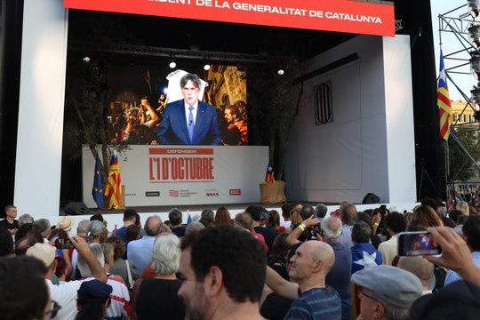 Intervenció de Carles Puigdemont a l’acte del Consell de la República per l’1-O