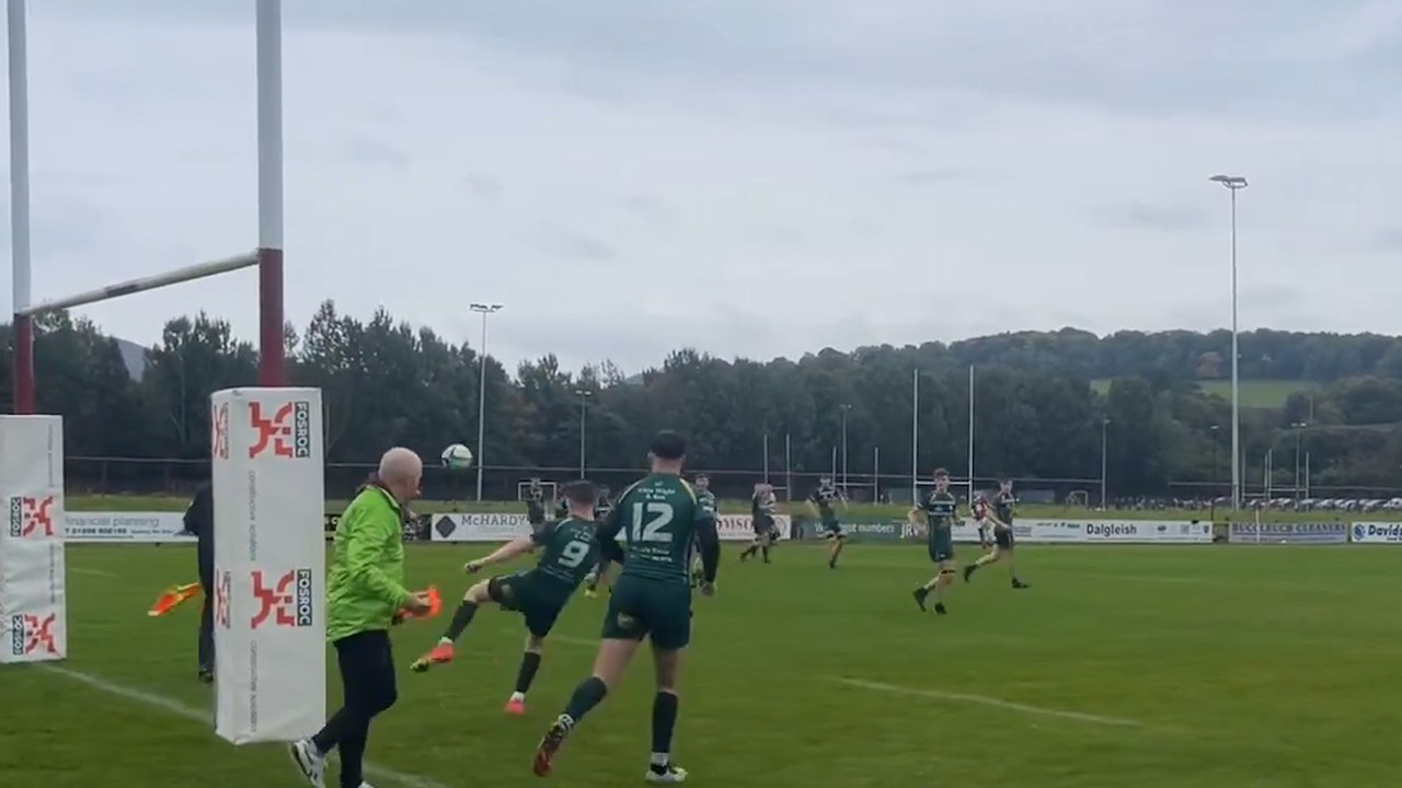 Rugby : l’improbable vidéo d’une transformation « contre son camp » d’un joueur écossais