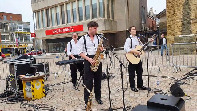 Dirty Dancing flash mob in Blackpool