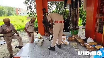 रतनपुर बॉर्डर पर पकड़ी 300 किलो चांदी, दो आरोपी डिटेन