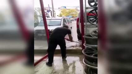 Ankara’da sağanak yağmur: Trafik aksadı, su baskınları yaşandı