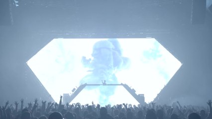 Avicii - Dear Boy (Live in Uncasville, True Tour 2014)