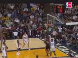 NBA : Martell Webster fly high over Brandan Wright !