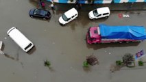 İstanbul'a uyarılar peş peşe geldi: Yağış sabah saatlerine kadar sürecek