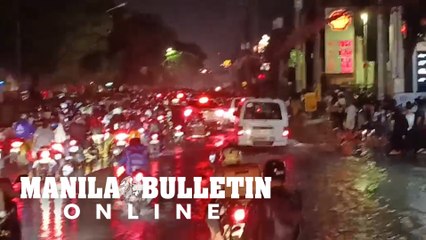 Heavy traffic from flooded areas along Sucat Road, Paranaque