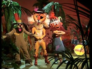 Animal Kwackers (1975) S03E06 - Indians