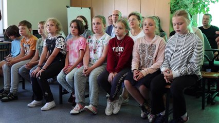 Darmowe laptopy dla uczniów IV klas – wsparcie w rozwoju kompetencji cyfrowych