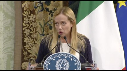 Governo firma Patto anti-inflazione per calmierare i prezzi