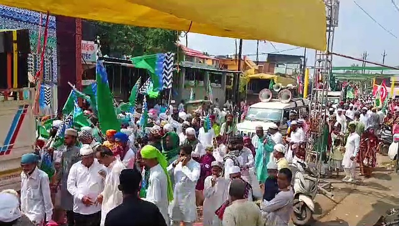 ईद मिलादुन्नबी पर नगर में निकला जुलूस-ए-मोहम्मदी