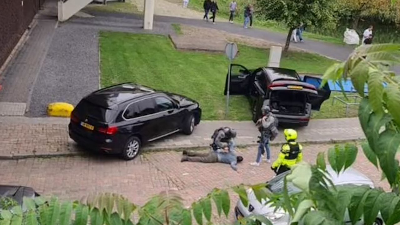 Rotterdam : un homme ouvre le feu et lance des cocktails molotov, au moins deux morts