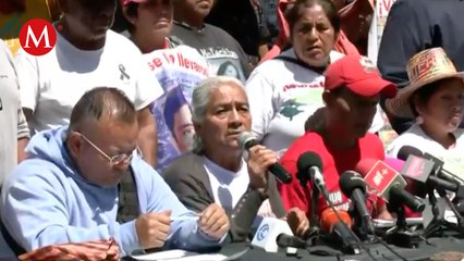 Conferencia de prensa de padres de los 43 normalistas