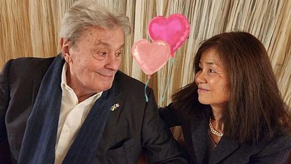 Hiromi Rollin Lève le Voile sur sa Relation Secrète avec Alain Delon : “Le mariage avait été évoqué”