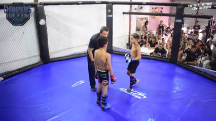 [MMA Kids] Bruce Lee vs Caio - Champions Fight Kids #mmakids
