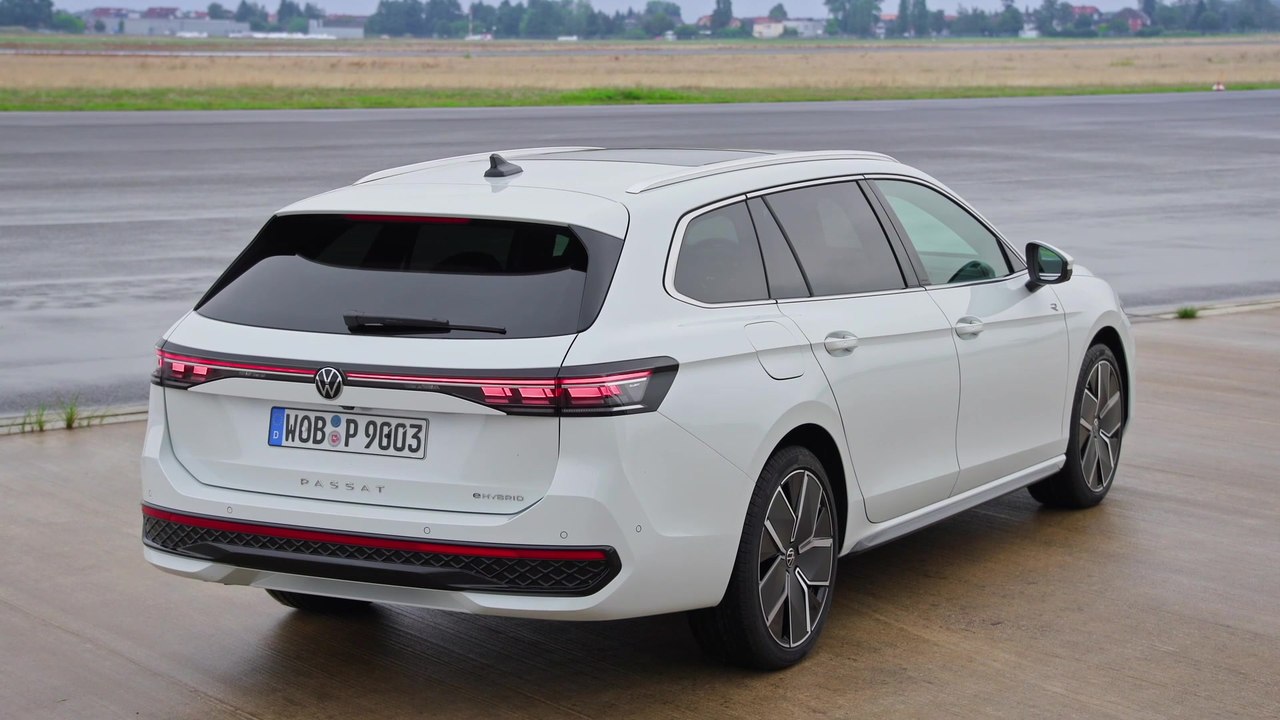 Der Volkswagen Passat Variant - Weltpremiere des „DCC Pro“
