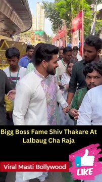 Sonu Sood, Shiv Thakare and Bhagyashree with Abhimanyu Dasani Reached At Lalbaug Cha Raja Viral Masti Bollywood