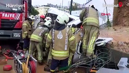 İstanbul'da yine aynı manzara: Sağanak vurdu, kent suya gömüldü