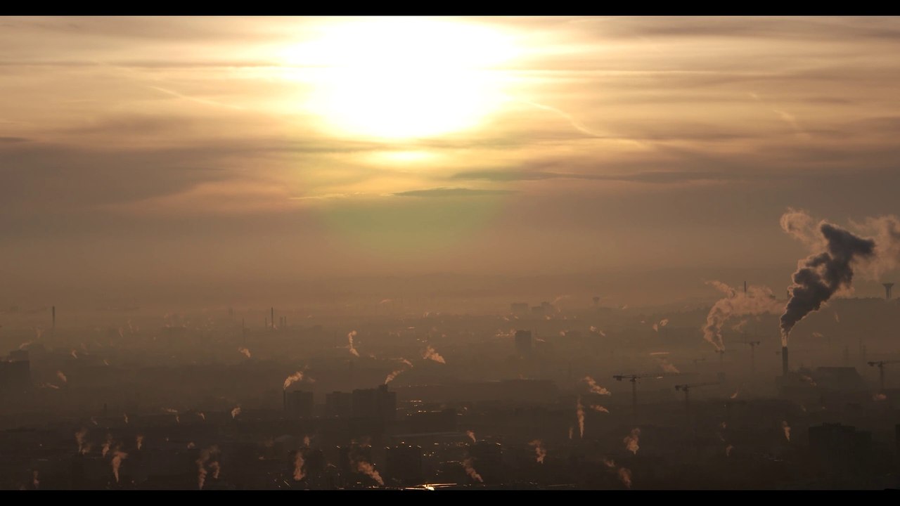 Rayon vert - [] ÉCRAN TOTAL [] (clip officiel)