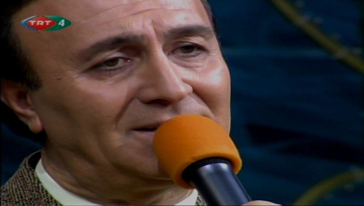 Ali Osman Akkuş / Kulağımdan gitmiyor ninni sesin