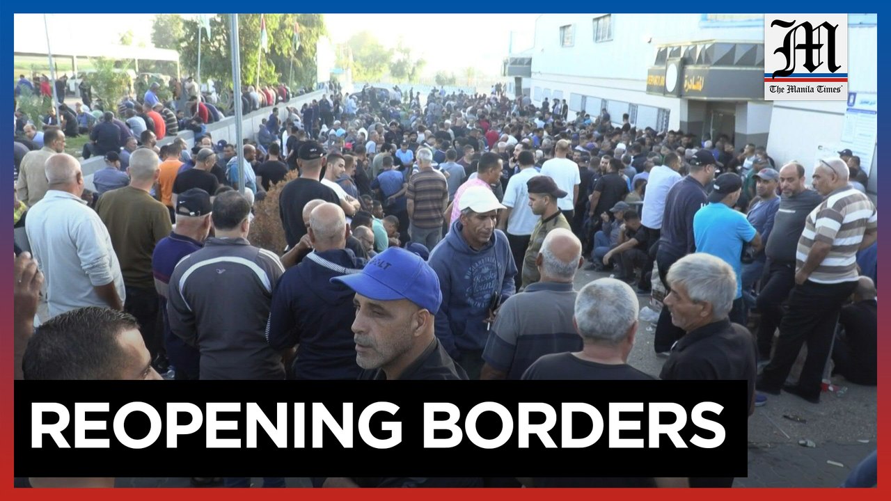Thousands queue as Gaza crossing reopens to Pal...