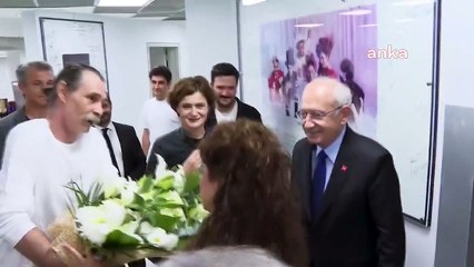 Kemal Kılıçdaroğlu, Otomatik Portakal oyununa gitti, Erdal Beşikçioğlu'ndan hoş tepki: Vallahi geldiniz