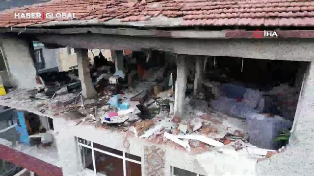 Bahçelievler'deki doğalgaz patlaması sonrası, oluşan büyük tahribat havadan görüntülendi