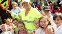 Sheffield retro: Photos celebrating lollipop ladies and dinner ladies at city schools in 90s and 2000s