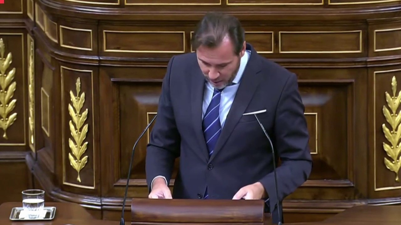 Puente: "Entró siendo candidato a líder de oposición y al parecer, según las crónicas, va a salir convertido en un líder de la oposición hecho y derecho. Y no solo eso, líder y azote, ¿de quién? De Sánchez, fuente de todo mal"