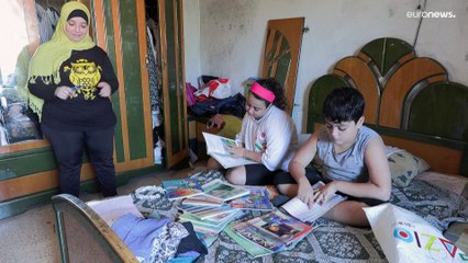 "متى أعود إلى المدرسة؟".. لسان حال طلاب المدارس الرسمية اللبنانية التي تعاني جراء الانهيار الاقتصادي