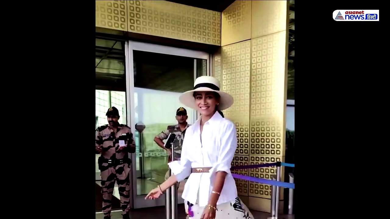 श्रिया सरन के फैशन सेंस का लोगों ने उड़ाया मजाक, ट्रोलर्स बोले- ये कैसा कॉम्बिनेशन है?