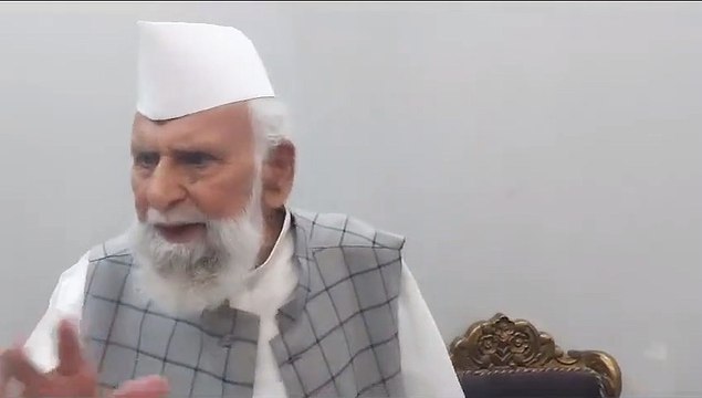 Sambhal Case: मुस्लिम टीचर को जेल भेजने पर भड़के सपा सांसद बर्क, बोले - हिंदू टीचर को नहीं भेजा गया जेल