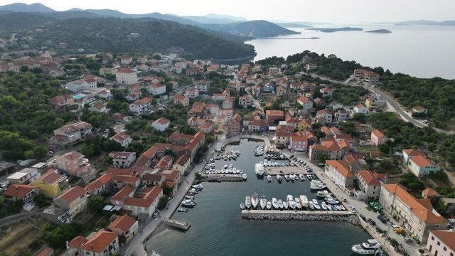 Echappées belles - La Croatie d'île en île