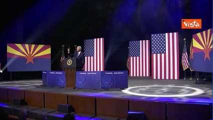 Biden contestato durante un discorso: Stai zitto, parlo con te dopo