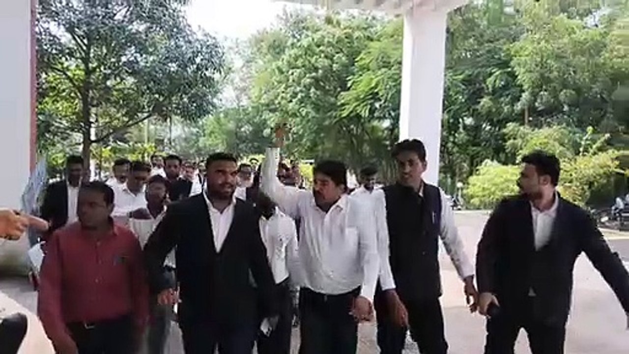 Advocates raised slogans and demanded implementation of Advocates Protection Act.