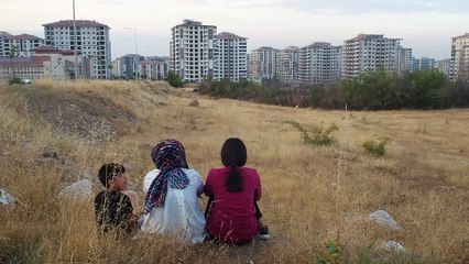 Malatya'da ağır hasarlı 13 katlı bina, 224 kg patlatıcıyla yıkıldı