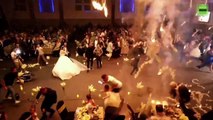 Les mariés ont échappé à l'incendie de la salle des mariages en Irak, où 113 personnes sont mortes, en s'échappant par la porte de la cuisine