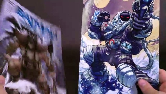 McFarlane Toys Page Punchers Batman: Fighting the Frozen Mr. Freeze