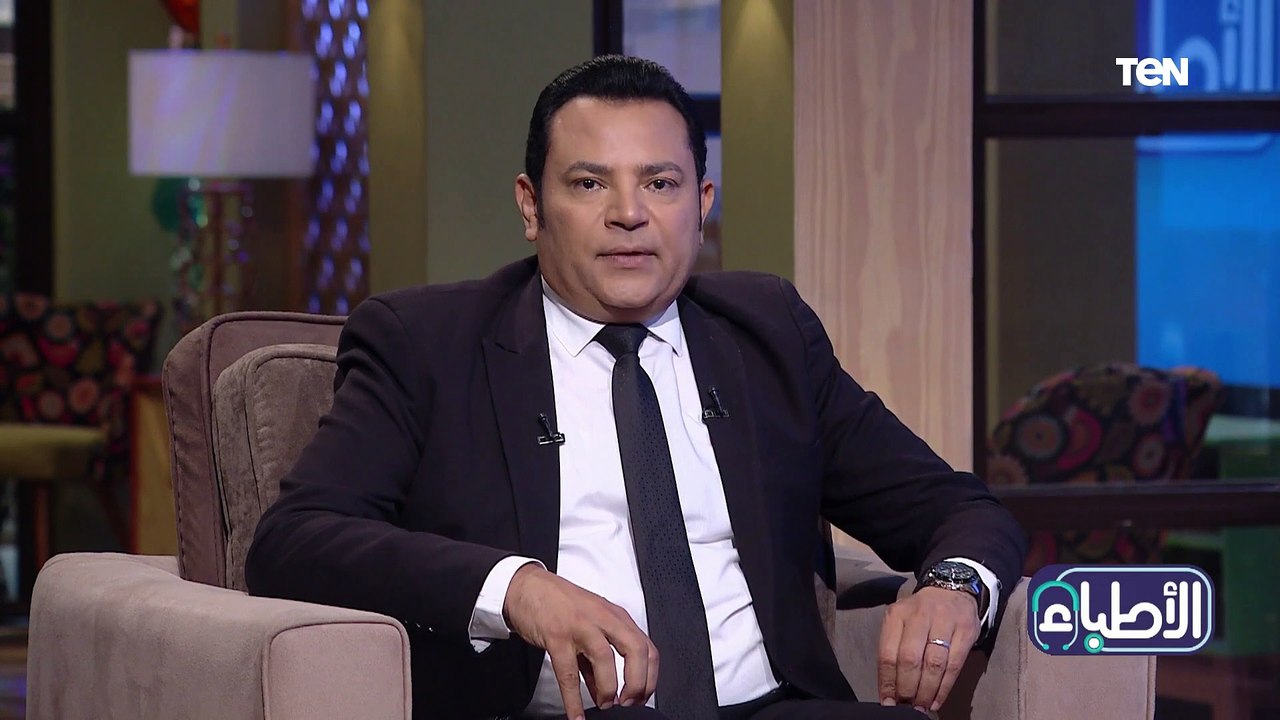 من السهل نلاقي دكتور شاطر لكن صعب نلاقي مبدع..دكتور من أسرة طبيعة وعسكرية..مقدمة رائعة  د. عادل مرعي