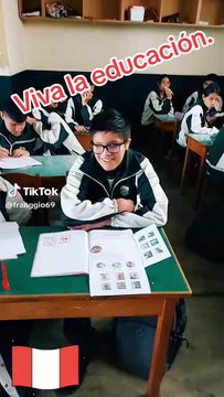 Estudiante 'crea cuentas' de Instagram a personajes ilustres peruanos