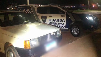 Fiat Uno furtado no Universitário é recuperado na marginal da BR-277