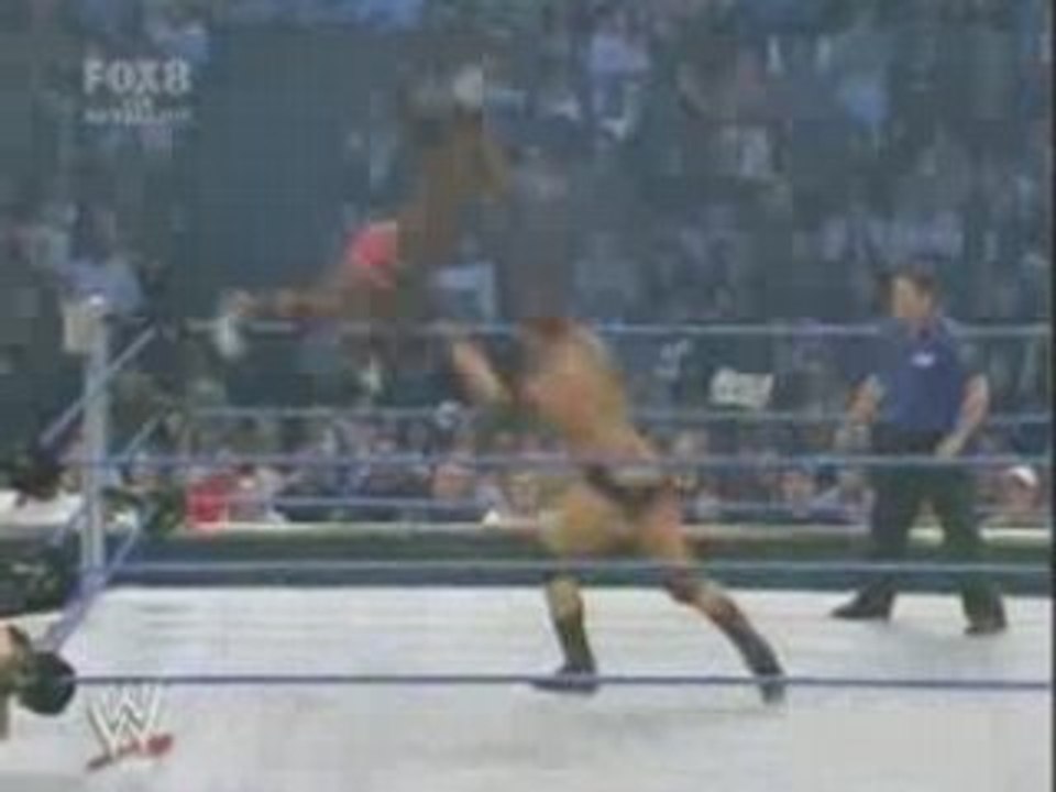 WWE Smackdown - Batista vs Elijah Burke