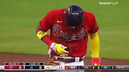 Ronald Acuña Jr empata a Otis Nixon