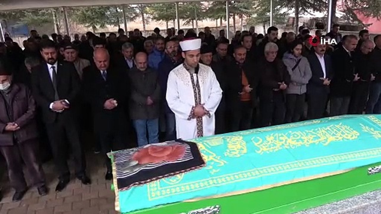 Hülya hemşireyi 11 bıçak darbesiyle öldüren katil koca, çocuğunun söylediklerini kabul etmedi