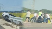 논두렁 떨어진 차량서 일가족 5명 구한 시민과 경찰 / YTN