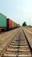 Beautiful Status Video | Amazing Scenery |Railway Track | Pakistan Train